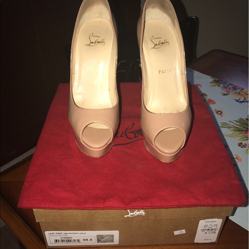 Christian Louboutin Lady Peeps
