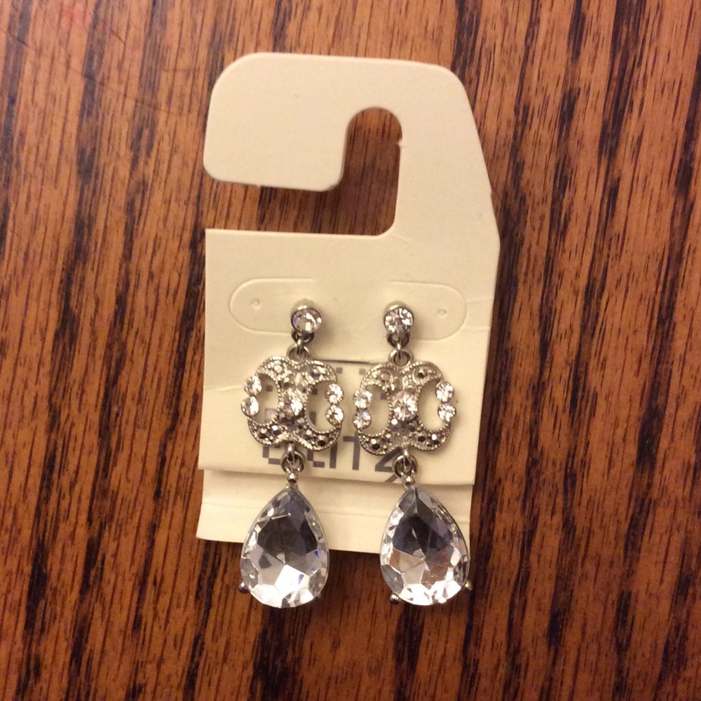 Glitz and Glam Fancy Rhinestone Dangle Chandelier Silver Earrings Jewelry