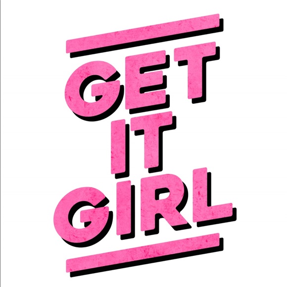 Meet your Posher, Carly - Picture 1 of 1