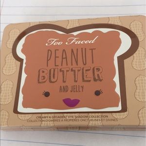 Too Faced Peanut Butter And Jelly palette