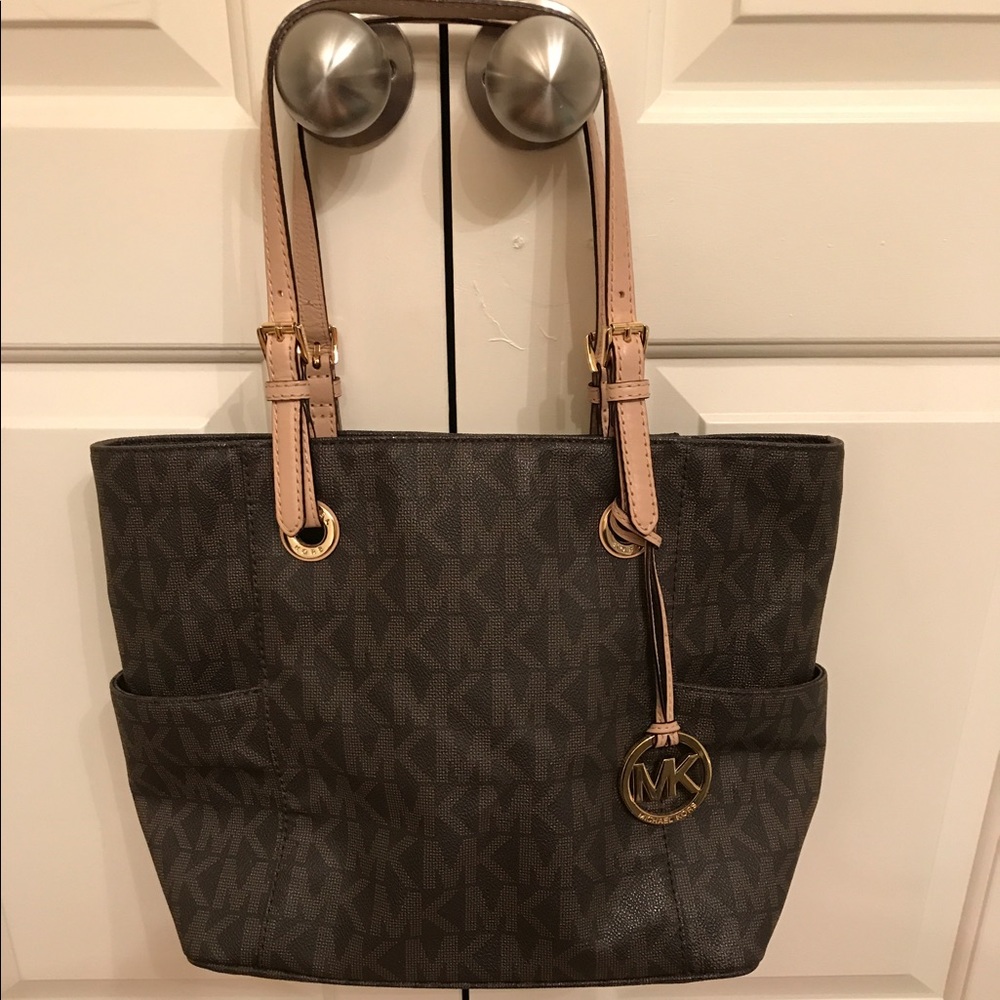 Michael Kors purse