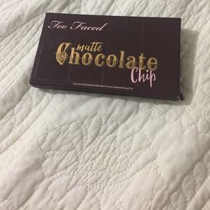 Too Faced matte chocolate chip