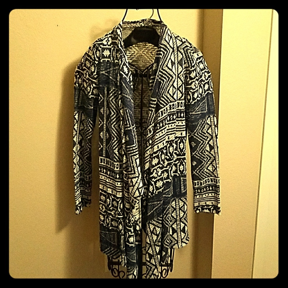 Navy blue/white cardigan