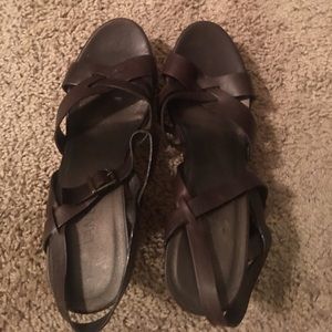 Vaneli Wedges