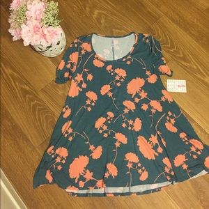 NWT LulaRoe Perfect size Small