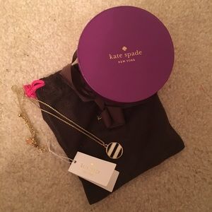 Kate Spade "Know the Ropes" Idiom Pendant