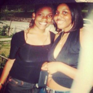 Meet your Posher, Chanel