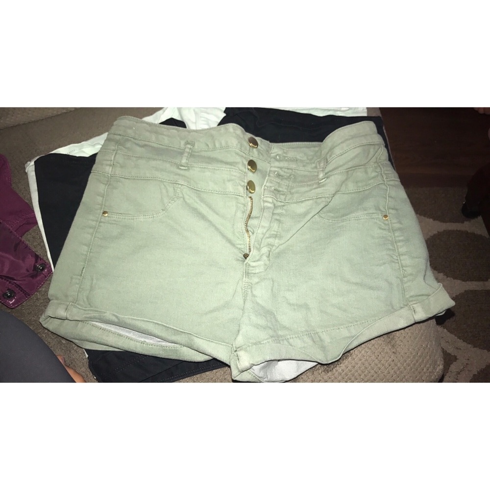 HIGH WASTED ARMY GREEN CHARLOTTE RUSSE SHORTS