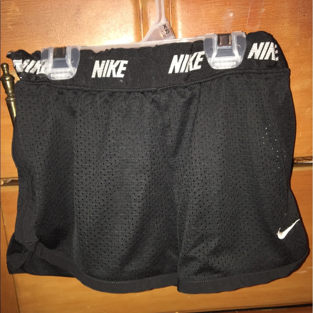 Black Nike shorts
