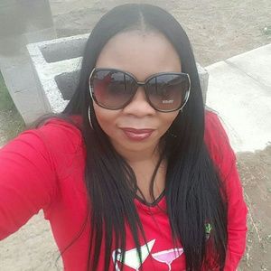 Meet your Posher, Halima