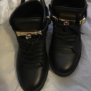 Black and gold Buscemi sneaker