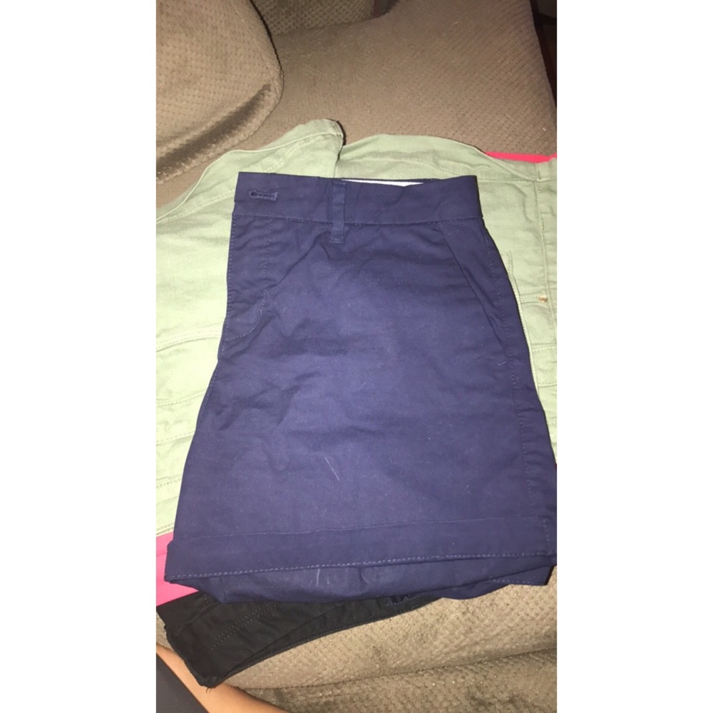NAVY BLUE OLD NAVY SHORTS NWOT