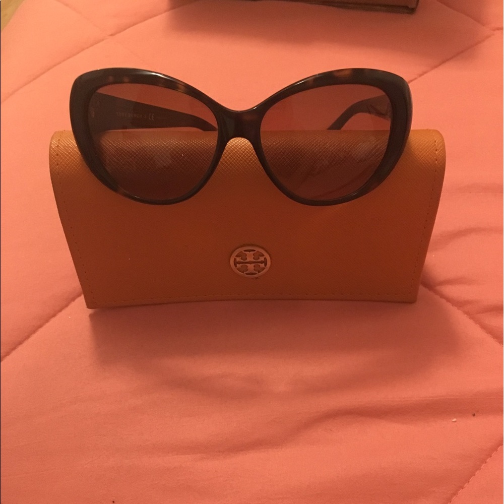 SOLD!!! Tory Burch sunglasses