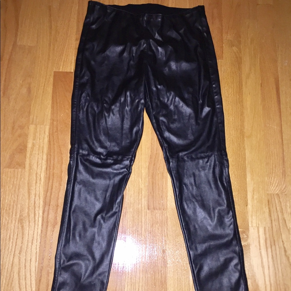 Leather leggings