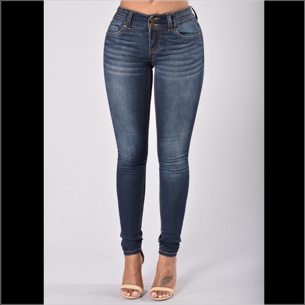 ❌SOLD❌Fashion Nova Dark Stone Skinny Jeans