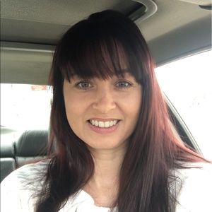 Meet your Posher, Angela