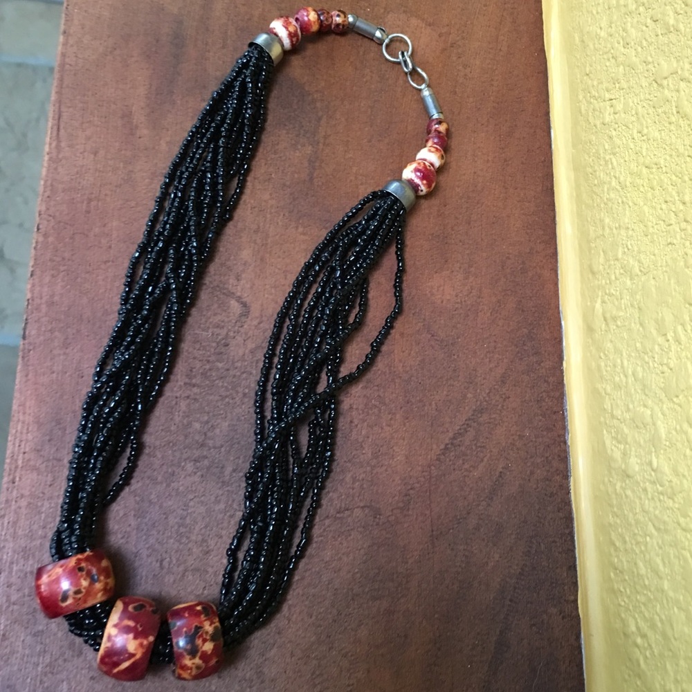 Bead necklace