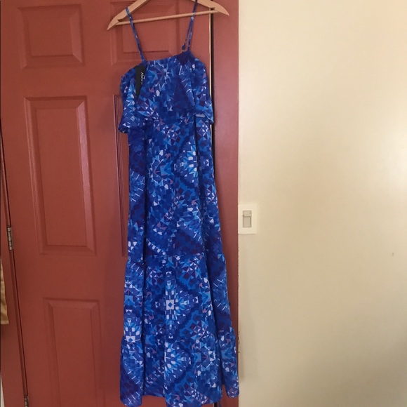 Dress - Picture 2 of 3