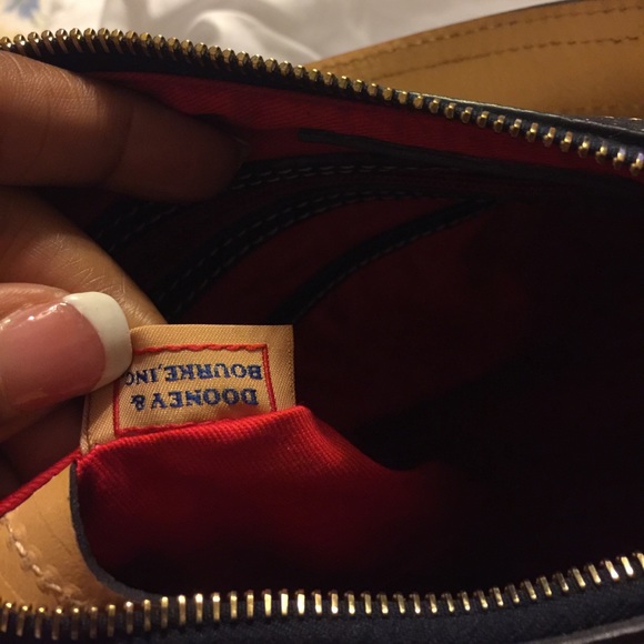 Dooney&Bourke Bag - Picture 2 of 4