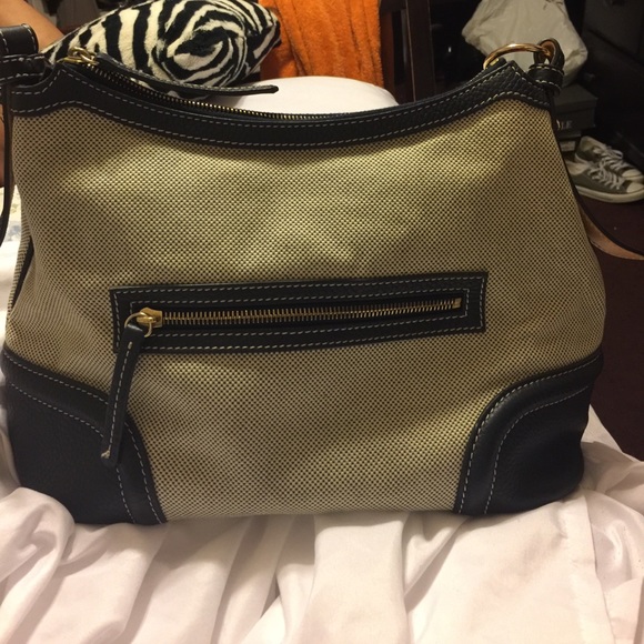 Dooney&Bourke Bag - Picture 3 of 4
