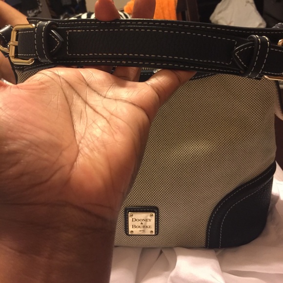 Dooney&Bourke Bag - Picture 4 of 4