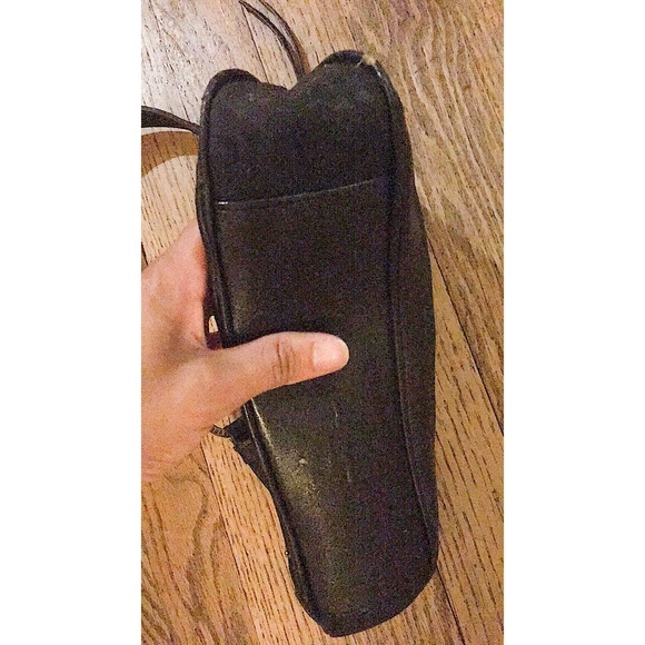 FREE Rocawear Small Handbag - Picture 3 of 3