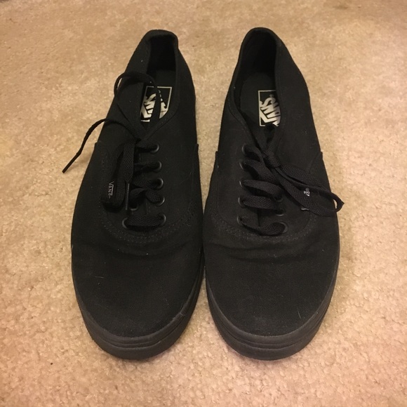Black vans mens 8 womans 9.5 - Picture 1 of 4