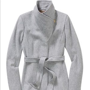 Aritzia Babaton Spencer Wool Coat