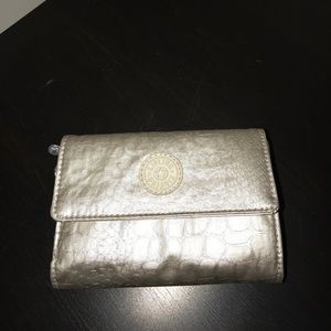 Kipling purse
