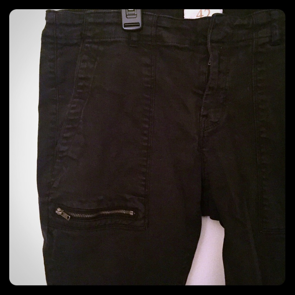 Zara Black Zipper Denim Jeans
