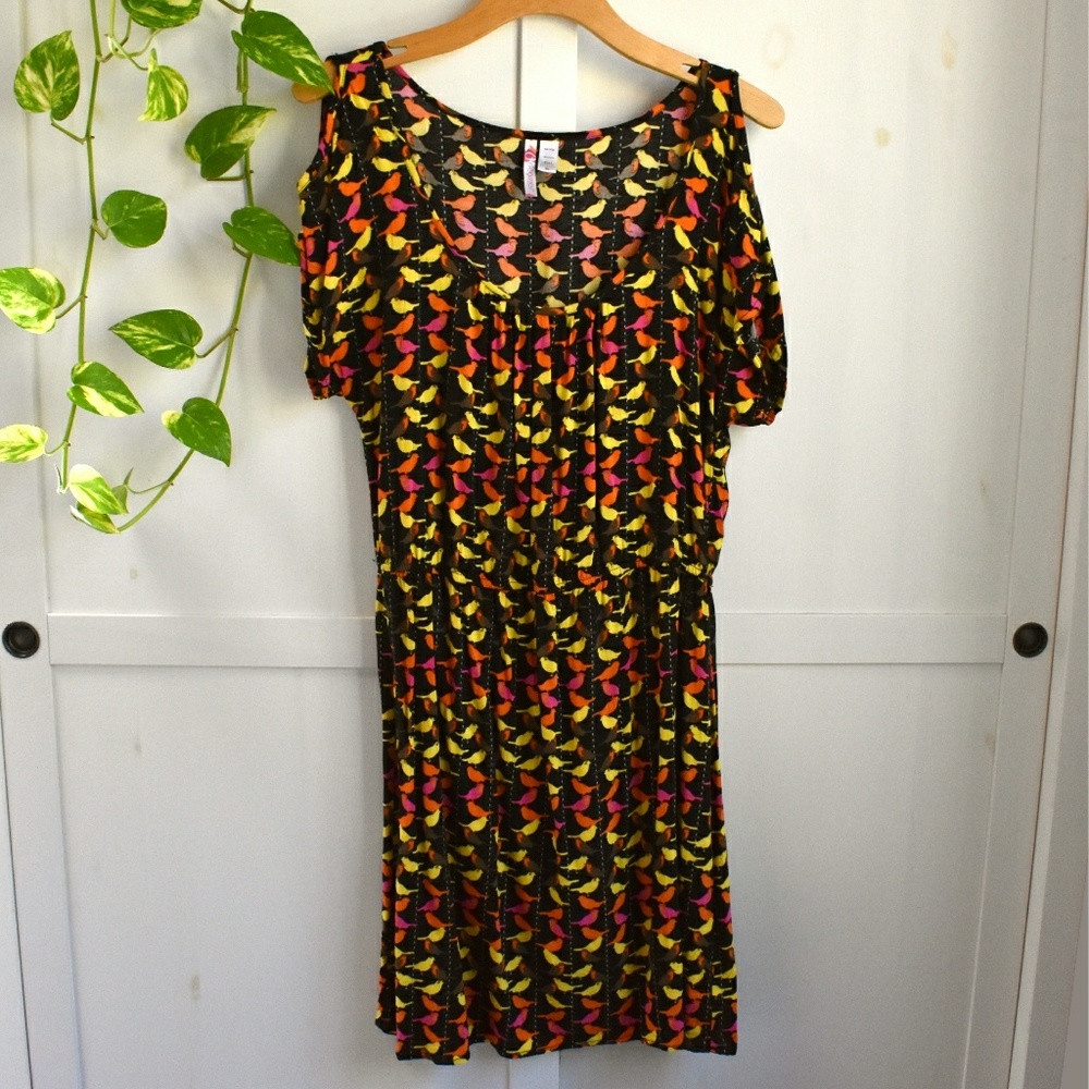 Bird Print Cold Shoulder Cutout Smock Dress