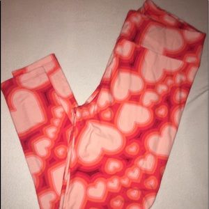 TC Lularoe Valentines leggings
