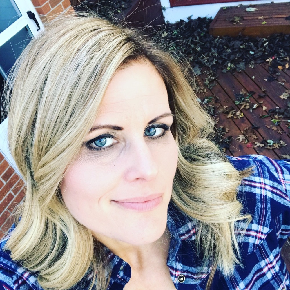 Meet your Posher, Leslie