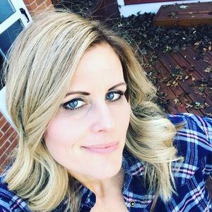 Meet your Posher, Leslie