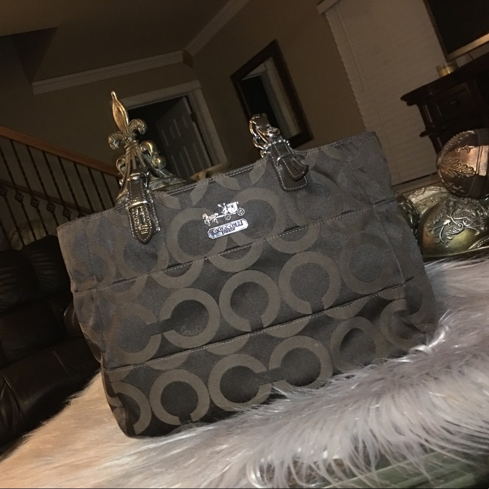 Rich chocolate brown coach purse !