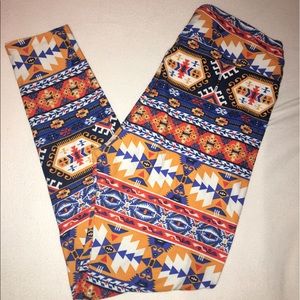 TC Aztec Lularoe leggings