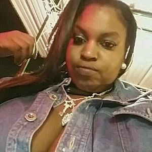 Meet your Posher, Devanna