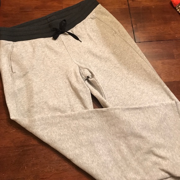Sweat pants - Picture 1 of 4