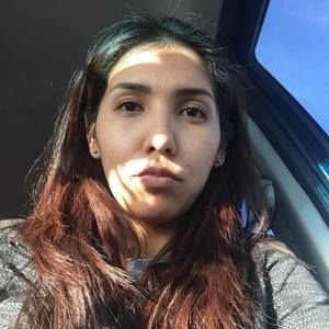 Meet your Posher, Dalila