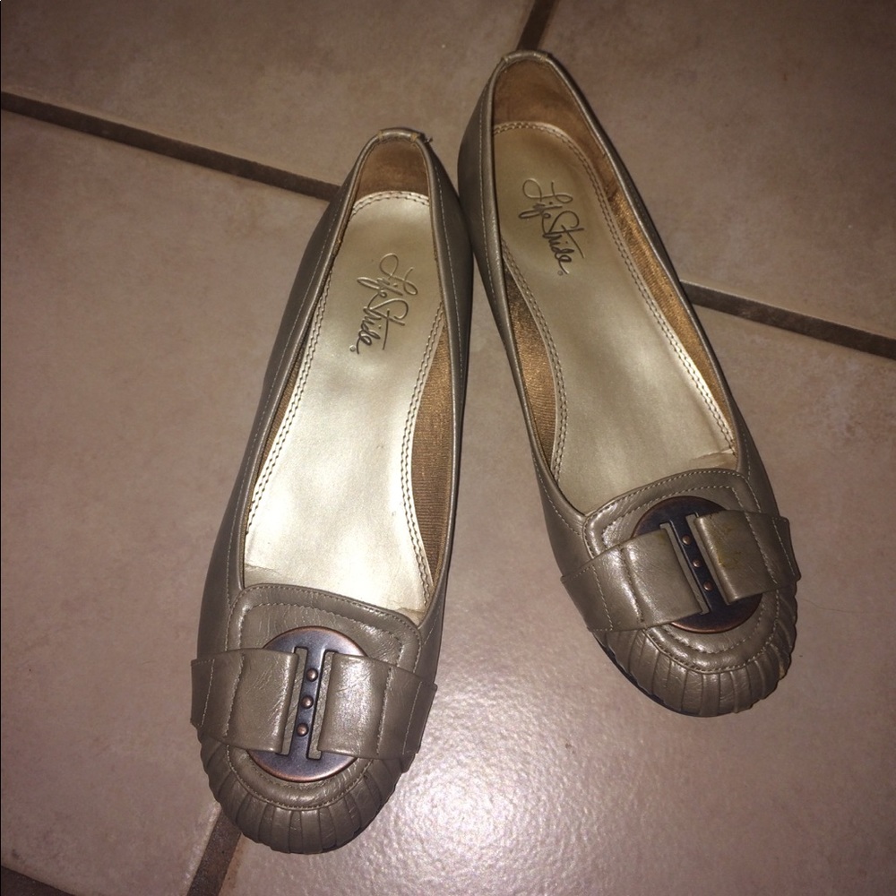 Life Stride tan slight wedge heel flat