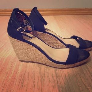 Espadrille wedges
