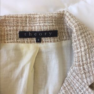 ♦️♦️MOVING SALE♦️♦️Theory Tweed Blazer!!