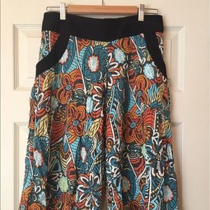 Luna Claire flowy flared capri pants