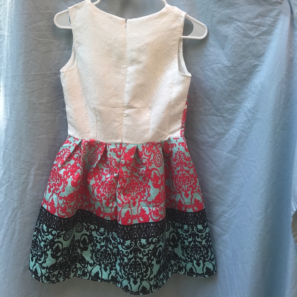 Patterned CRFS Dress - Picture 4 of 5