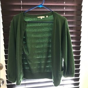 Vince 100% cashmere forest green sweater size xs