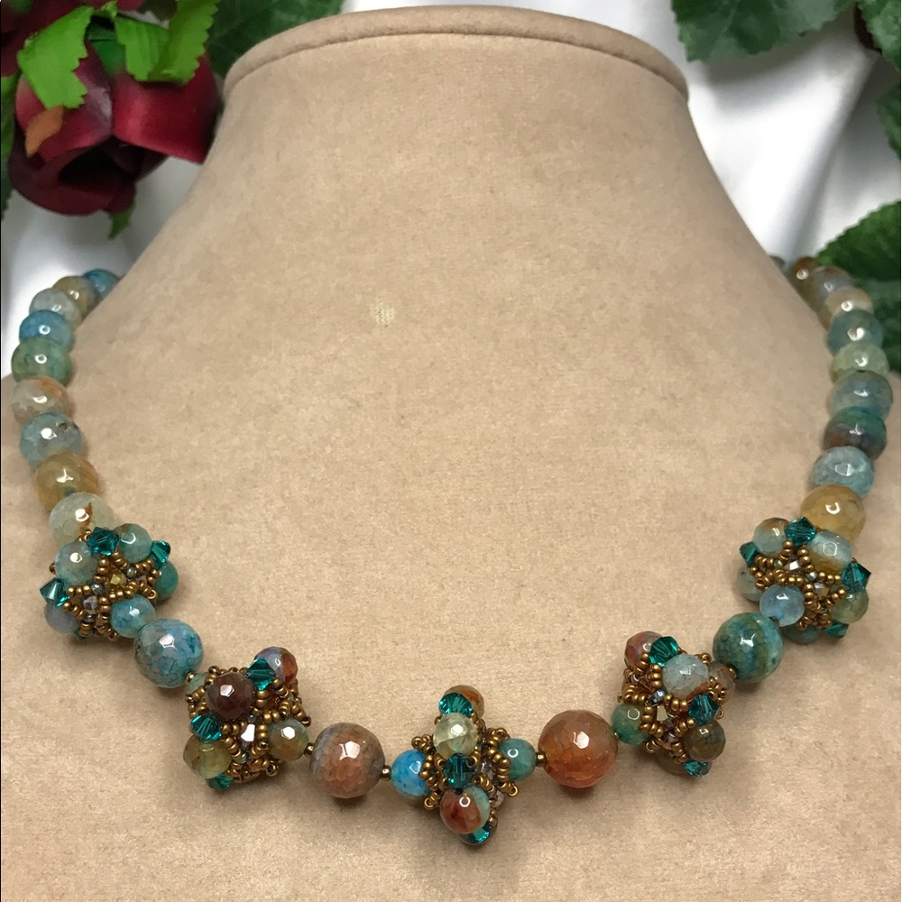 🔥❤️Host Pick!!❤️🔥Beaded Necklace Set