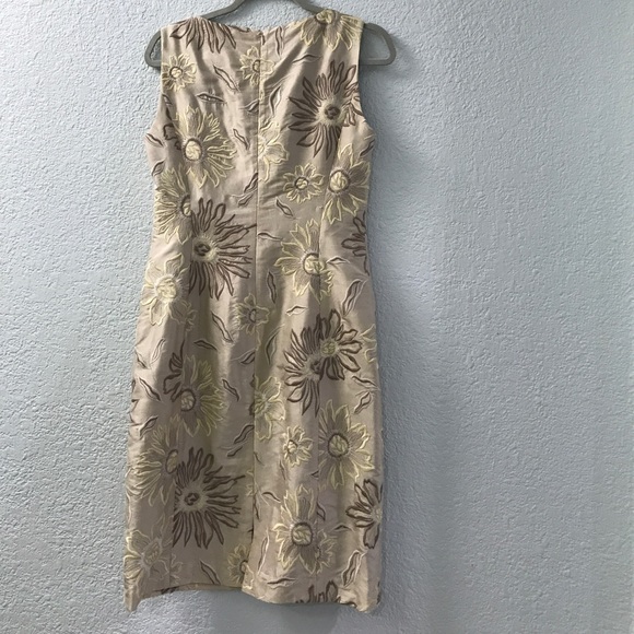 Lafayette Silk Sleeveless Sheath. Sublime! - Picture 4 of 6