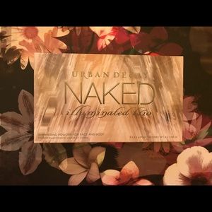 URBAN DECAY Naked Illuminated TRIO Palette