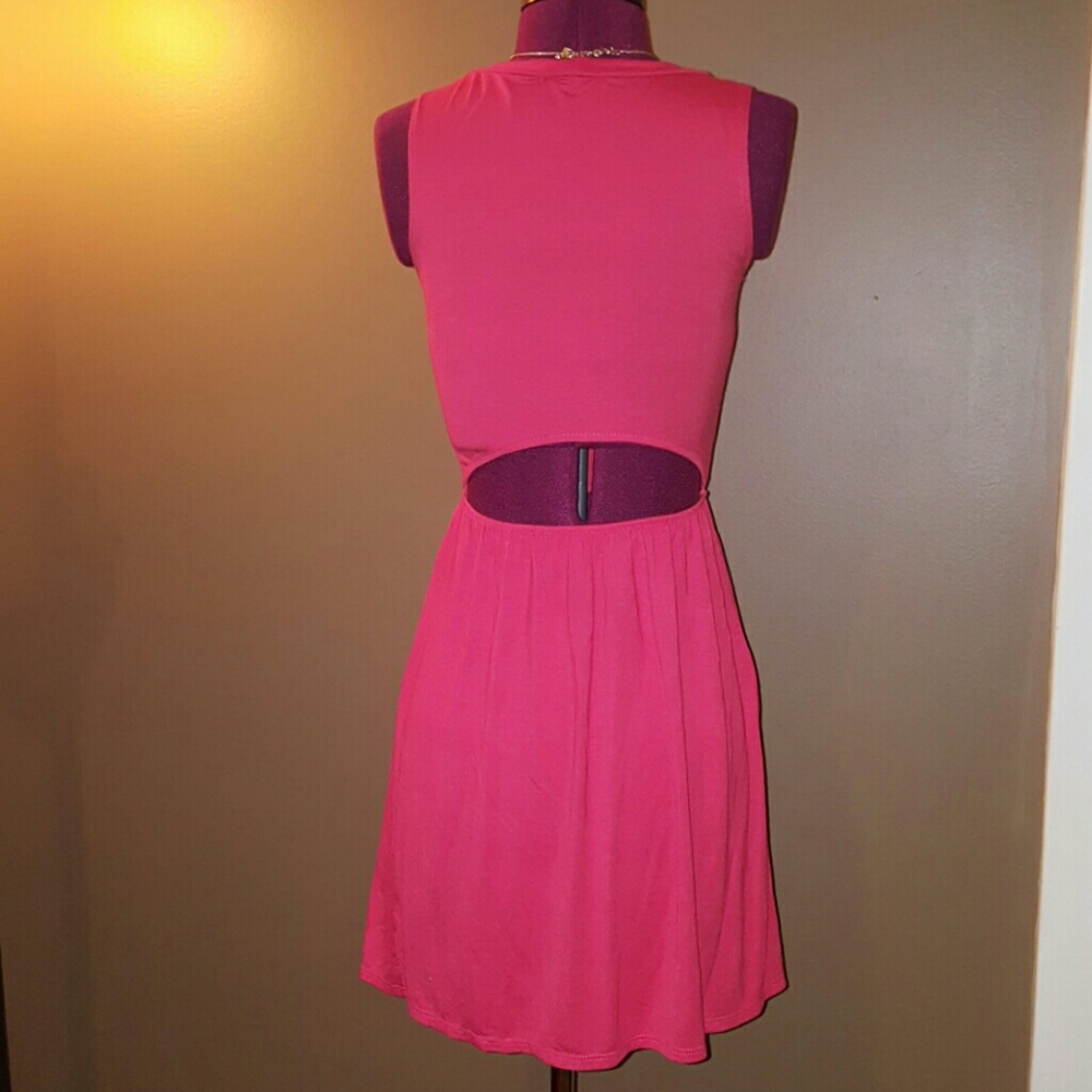 💥NWOT💥DELIAS Open Back Dress