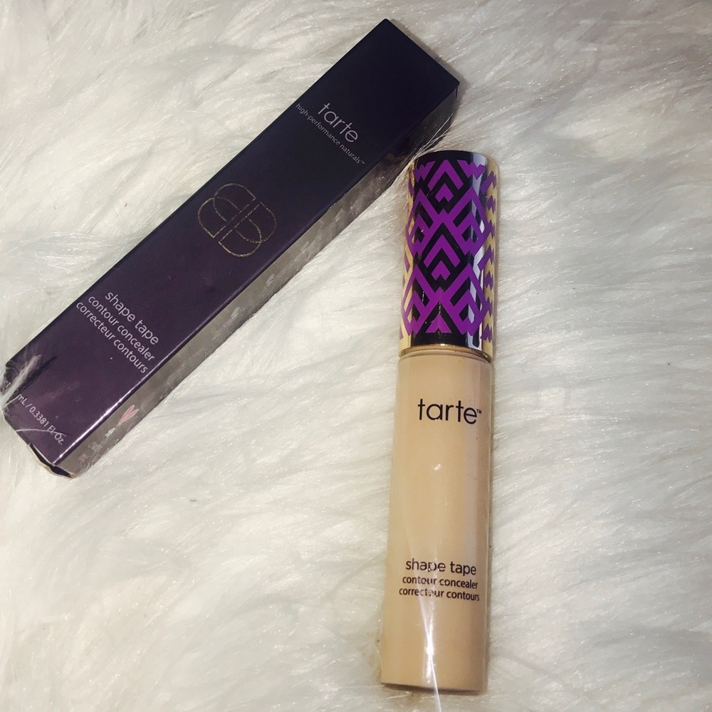 ❌SOLD❌Tarte Shape Tape